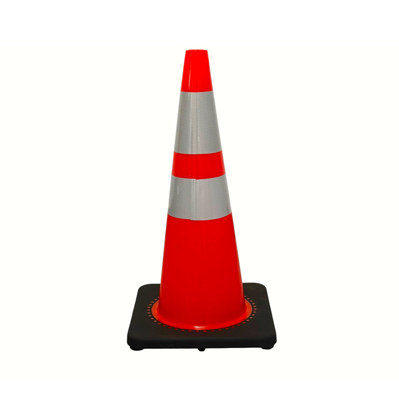 Zeer elastische PVC-verkeersveiligheidskegel met optionele verzwaarde rubberen basis voor wegcontrole en gevarenisolatie onder alle weersomstandigheden Zeer elastische PVC-verkeersveiligheidskegel met optionele verzwaarde rubberen basis voor wegcontrole en gevarenisolatie onder alle weersomstandigheden