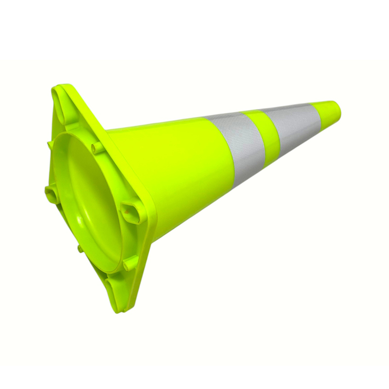 Zeer elastische PVC-verkeersveiligheidskegel met optionele verzwaarde rubberen basis voor wegcontrole en gevarenisolatie onder alle weersomstandigheden Zeer elastische PVC-verkeersveiligheidskegel met optionele verzwaarde rubberen basis voor wegcontrole en gevarenisolatie onder alle weersomstandigheden
