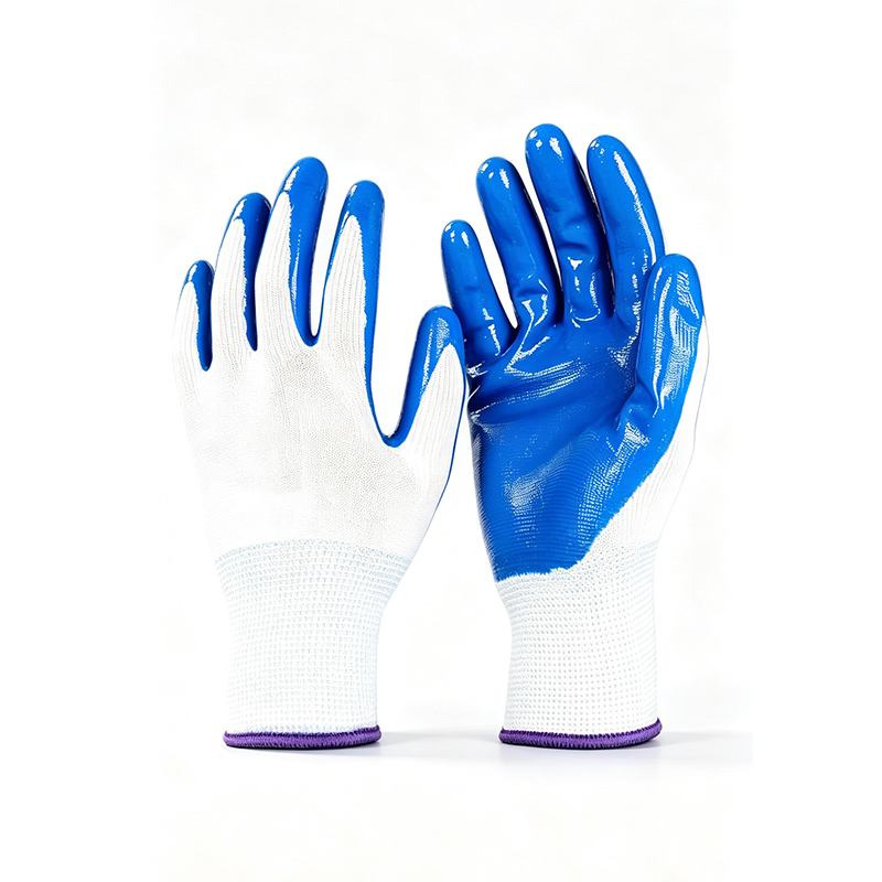 Chemisch- en oliebestendige werkhandschoenen met nitrilcoating Chemisch- en oliebestendige werkhandschoenen met nitrilcoating